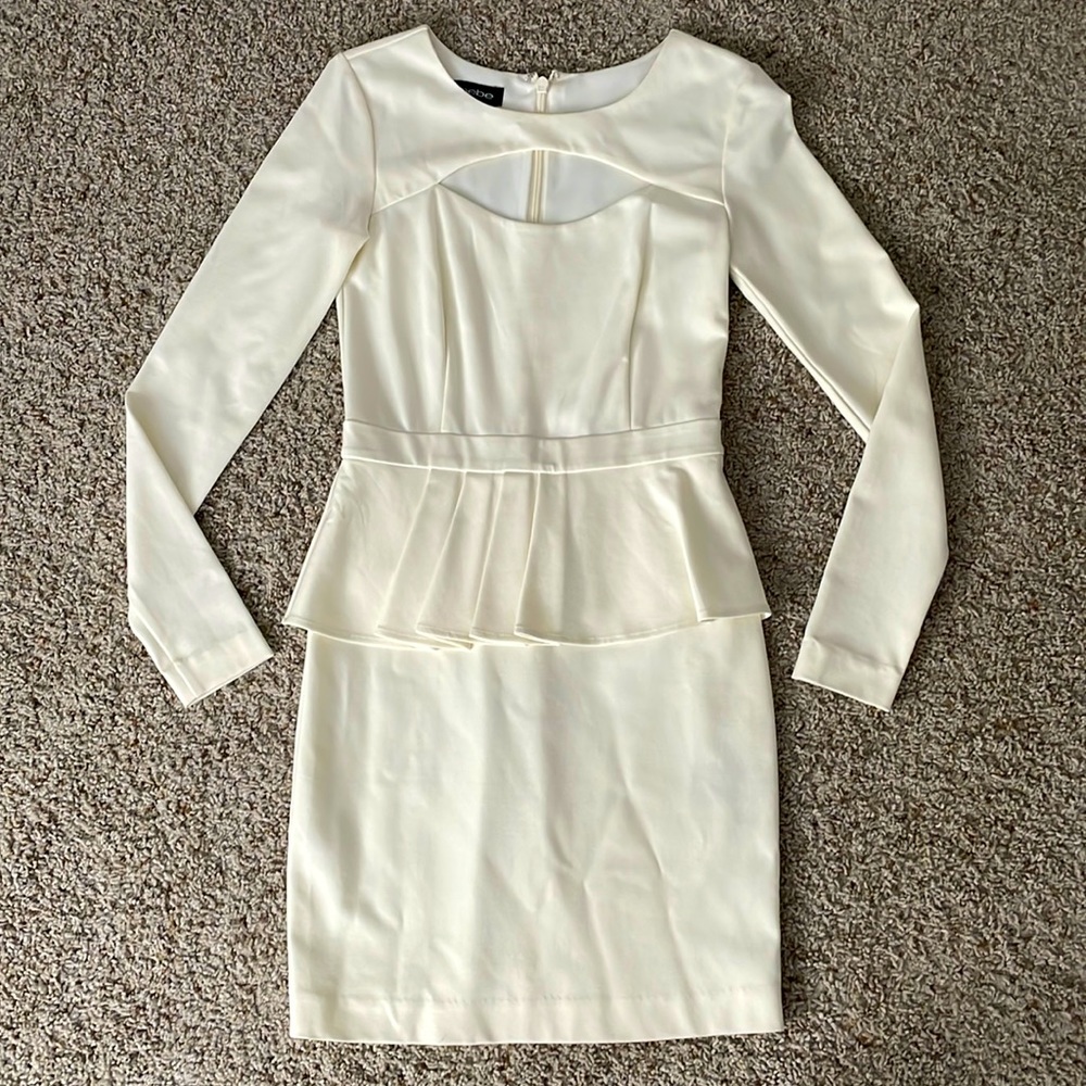 Bebe long sleeve dress size Small